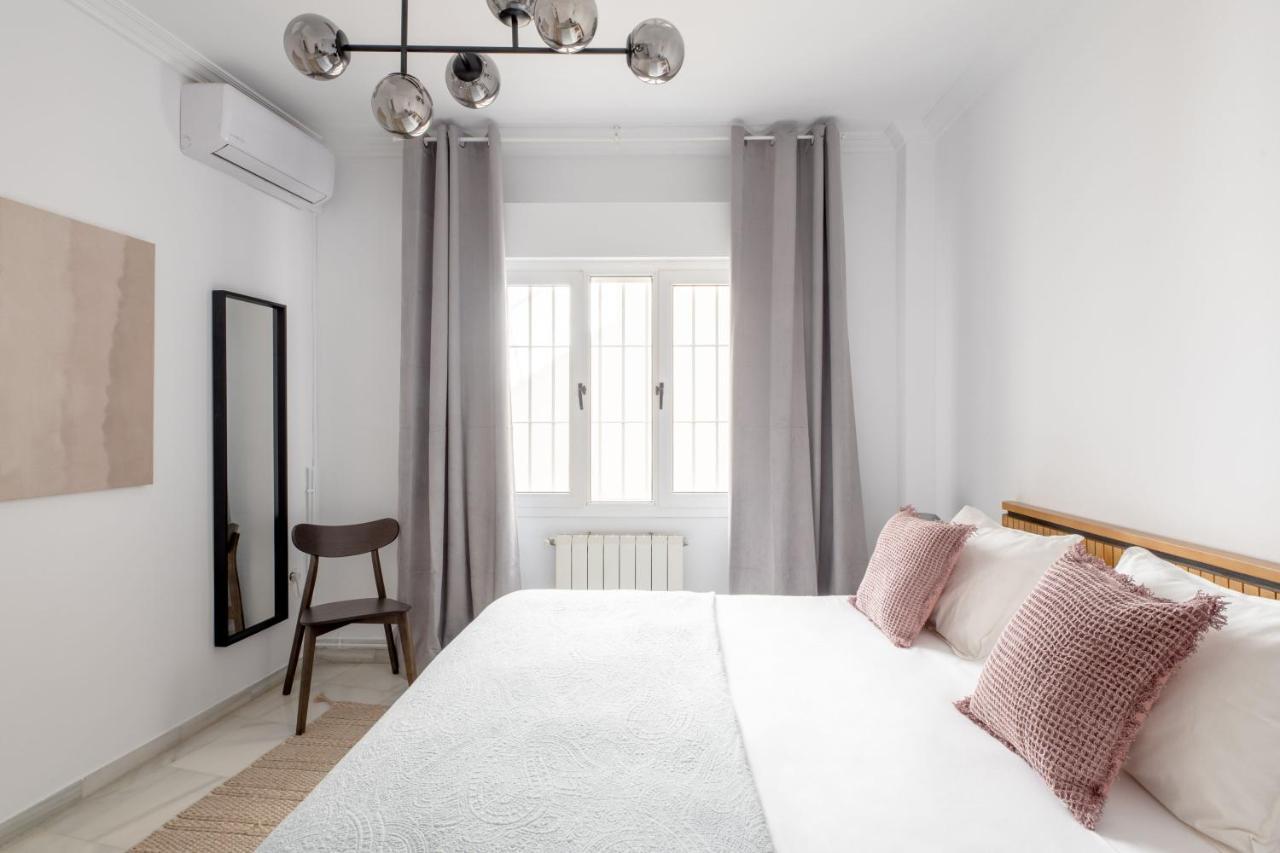 Suites Maestranza - Puerta Del Arenal By Magno Apartments Σεβίλλη Εξωτερικό φωτογραφία